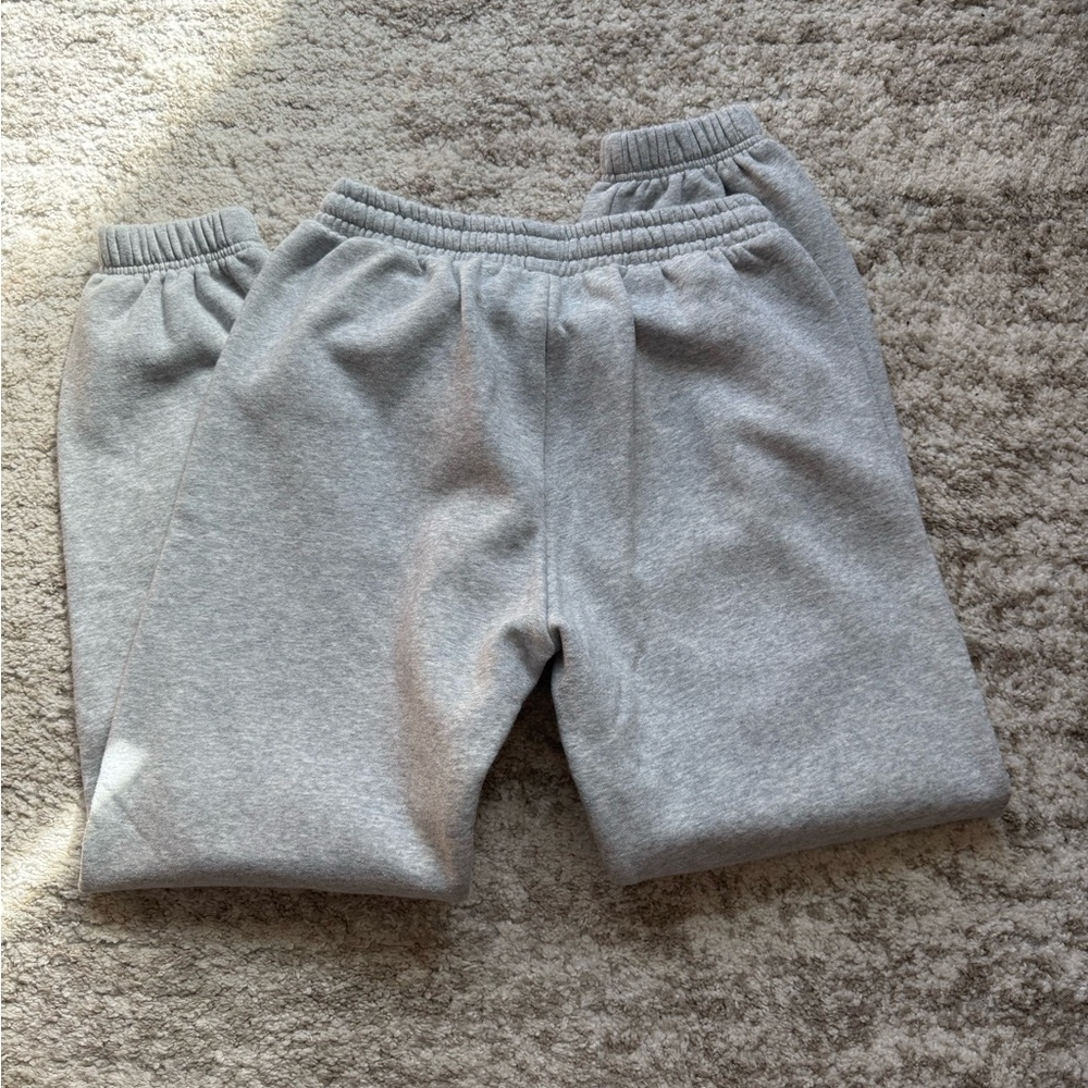 White Fox Sweatpants - Picture 4 of 4